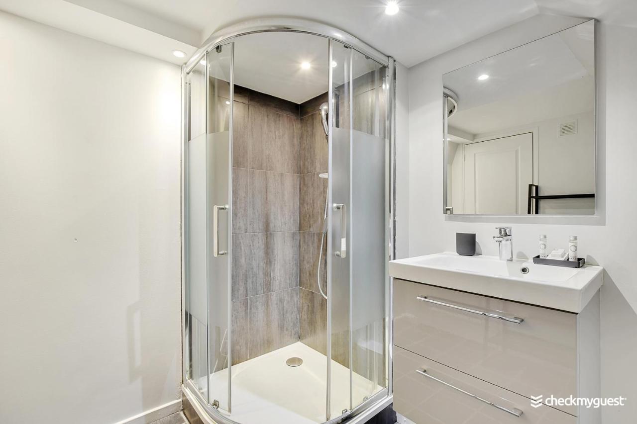 Appartamento Magnifique Loft Atelier Parisien 180m2. Parigi